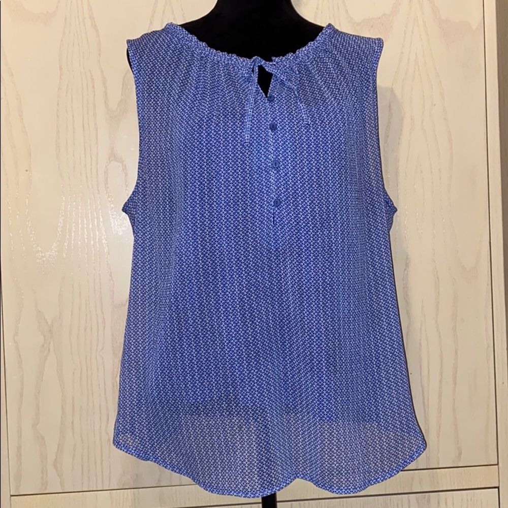 Liz Claiborne Key Hole Sheer Tunic with Camisole